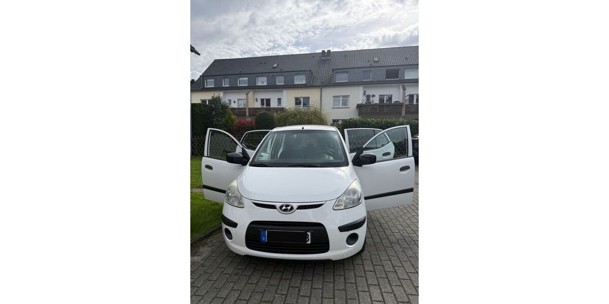 Hyundai i10 111.655 km 1.400 &euro; Oberhausen 46045