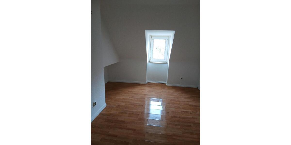 Dachgeschoßwohnung Gladbeck Brauck - 3 Zimmer, 62 m&sup2;, 420&euro; | Angebot:25960234