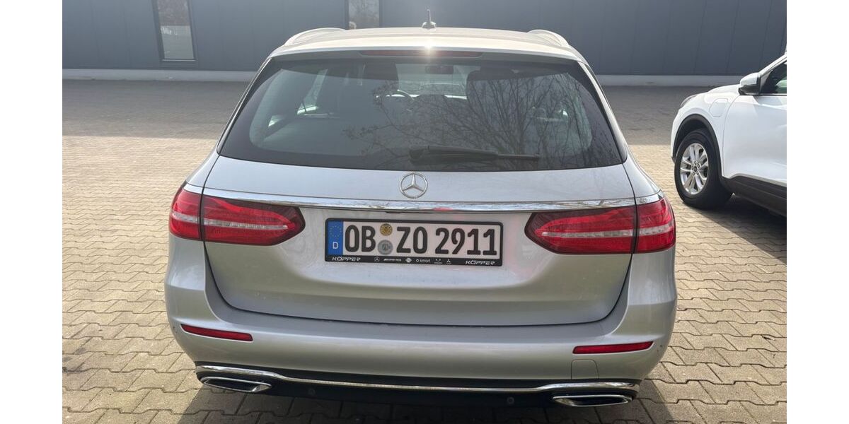 Mercedes-Benz E 220 151.000 km 19.499 &euro; Dorsten 46282