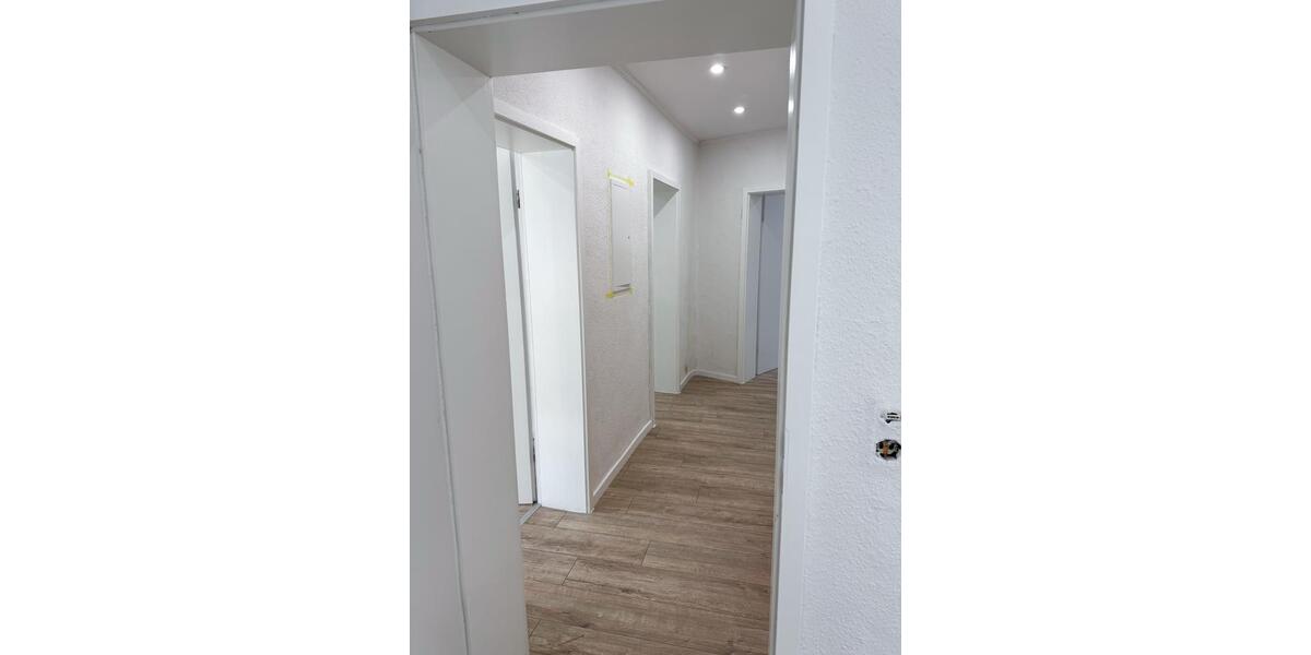 Erdgeschoßwohnung Waltrop - 4 Zimmer, 111 m&sup2;, 1.110&euro; | Angebot:25896651