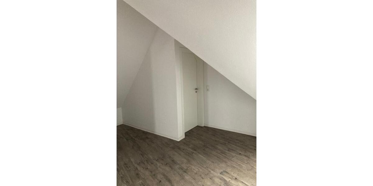Dachgeschoßwohnung Dortmund Innenstadt Nord - 2.5 Zimmer, 63 m&sup2;, 580&euro; | Angebot:25904859