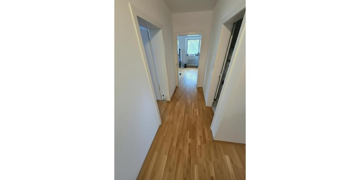 Etagenwohnung Essen Stadtbezirk III - 2 Zimmer, 61 m&sup2;, 670&euro; | Angebot:25933372