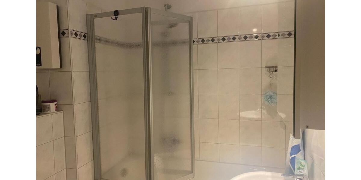 Hochparterre Essen Stadtbezirk IV - 2.5 Zimmer, 53 m&sup2;, 355&euro; | Angebot:26048943