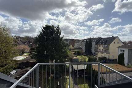 Wohnung Essen Stadtbezirk IV - 4 Zimmer, 100 m&sup2;, 800&euro; | Angebot:25933858