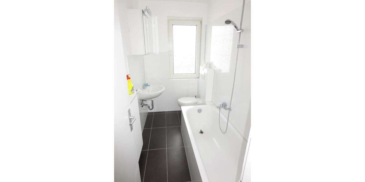 Etagenwohnung Dortmund Innenstadt Nord - 3 Zimmer, 70 m&sup2;, 550&euro; | Angebot:25970406