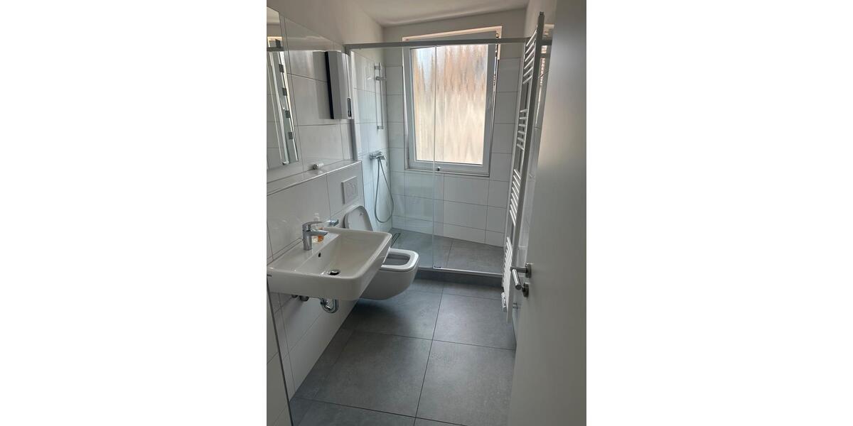 Etagenwohnung Essen Stadtbezirk III - 4.5 Zimmer, 80 m&sup2;, 1.100&euro; | Angebot:26048124