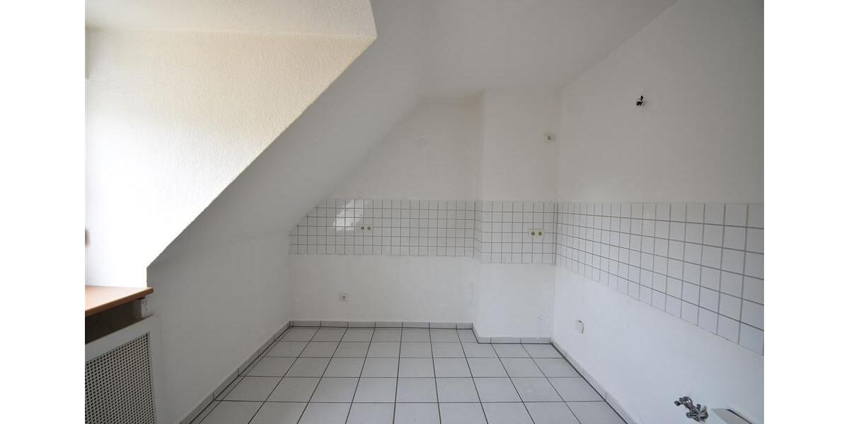 Dachgeschoßwohnung Gladbeck Brauck - 3 Zimmer, 74 m&sup2;, 600&euro; | Angebot:15432568