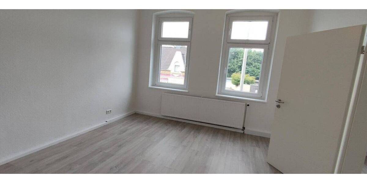 Etagenwohnung Oberhausen Buschhausen - 3 Zimmer, 88 m&sup2;, 1.000&euro; | Angebot:26037047