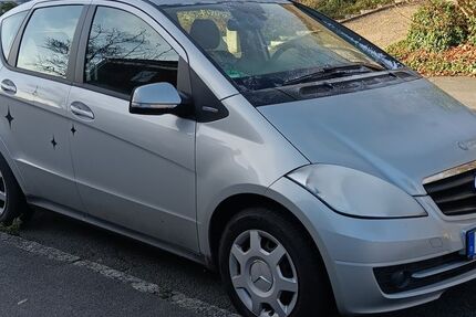 Mercedes-Benz A 180 157.300 km 4.600 &euro; Dortmund 44227