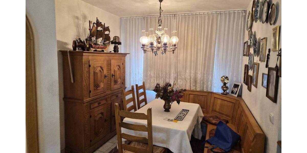 Etagenwohnung Gelsenkirchen Altstadt - 4 Zimmer, 111 m&sup2;, 199.000&euro; | Angebot:26640949