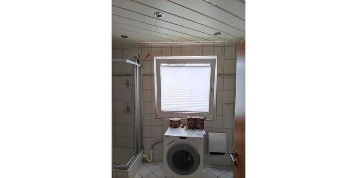 Etagenwohnung Essen Stadtbezirk VIII - 3 Zimmer, 77 m&sup2;, 150.000&euro; | Angebot:23149528