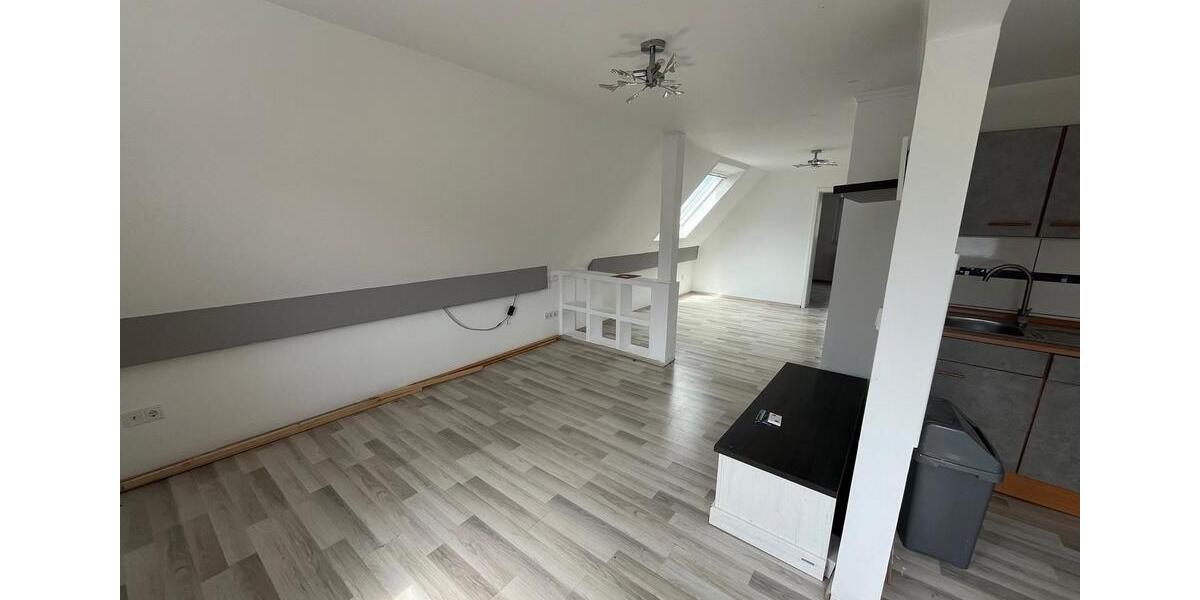 Dachgeschoßwohnung Marl Alt-Marl - 3.5 Zimmer, 65 m&sup2;, 850&euro; | Angebot:26563182