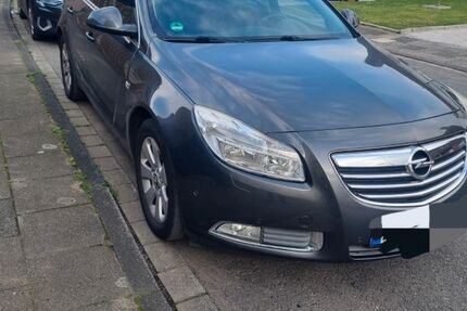 Opel Insignia 113.000 km 5.100 &euro; Recklinghausen 45661