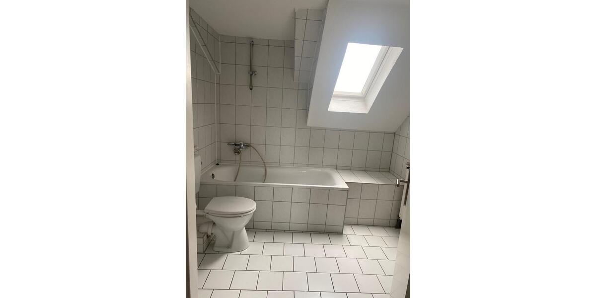 Dachgeschoßwohnung Herne Sodingen - 2 Zimmer, 65 m&sup2;, 550&euro; | Angebot:25094609