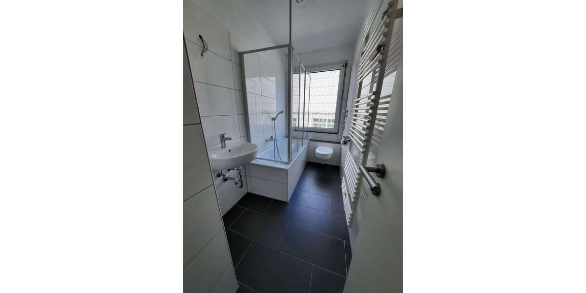 Etagenwohnung Bochum Innenstadt - 2.5 Zimmer, 65 m&sup2;, 490&euro; | Angebot:26183570