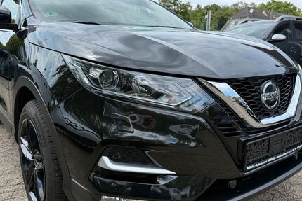 Nissan Qashqai 65.000 km 12.999 &euro; Recklinghausen 45661