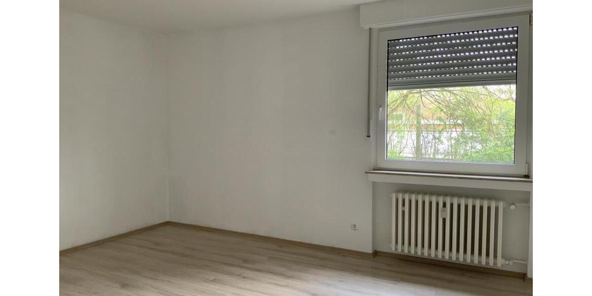 Erdgeschoßwohnung Gelsenkirchen Gelsenkirchen-Nord - 3 Zimmer, 71 m&sup2;, 499&euro; | Angebot:25542359