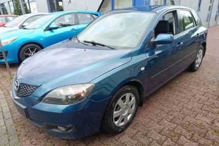 Mazda 3 82.000 km 2.599 &euro; Recklinghausen 45659