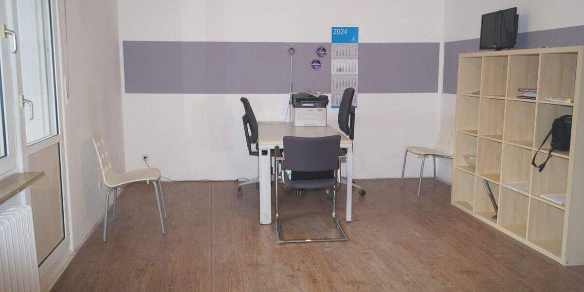 Etagenwohnung Gelsenkirchen Ückendorf - 2 Zimmer, 62 m&sup2;, 400&euro; | Angebot:25679213