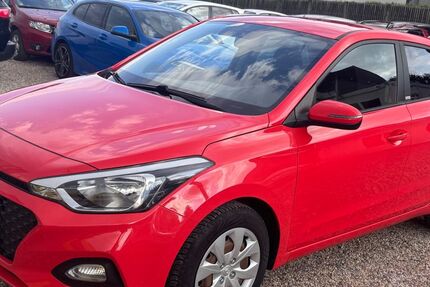 Hyundai i20 130.000 km 7.999 &euro; Essen 45355