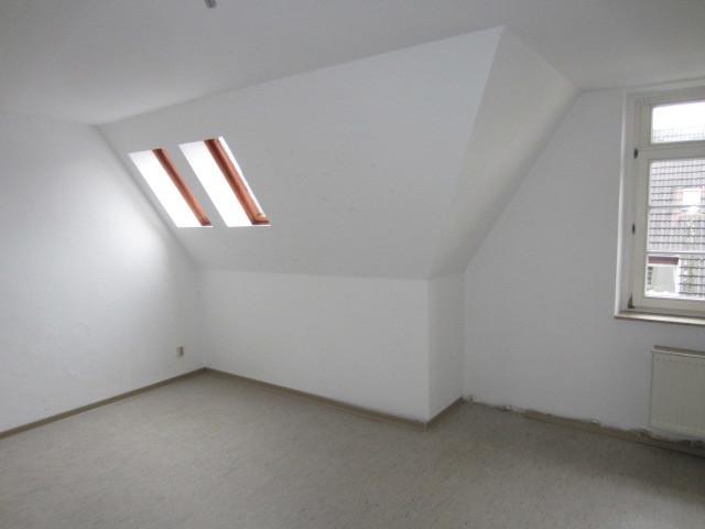 Dachgeschoßwohnung Herten Bertlich - 4.5 Zimmer, 77 m&sup2;, 372&euro; | Angebot:24081275