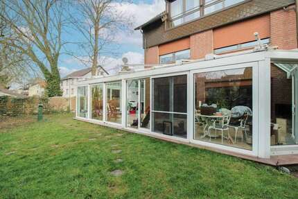 Haus Essen Stadtbezirk IV - 6 Zimmer, 266 m&sup2;, 940.000&euro; | Angebot:25906606