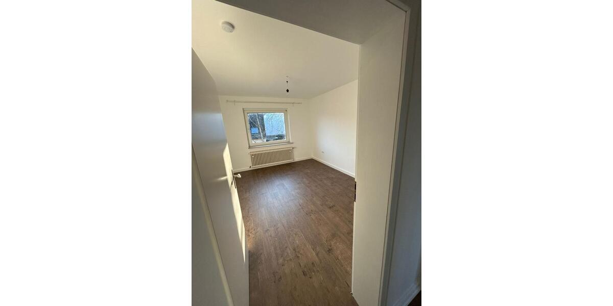 Etagenwohnung Essen Stadtbezirk IV - 3 Zimmer, 57 m&sup2;, 695&euro; | Angebot:26549733