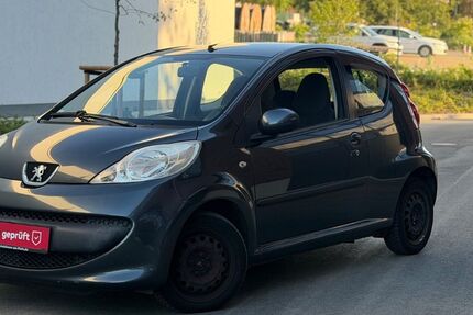 Peugeot 107 124.601 km 1.800 &euro; Essen 45145