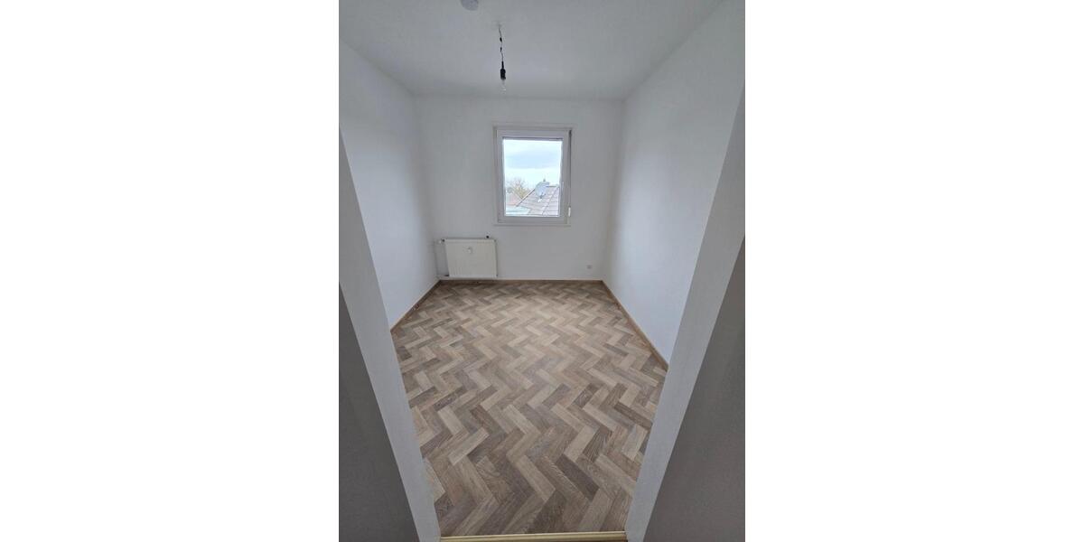 Dachgeschoßwohnung Velbert Velbert-Mitte - 3.5 Zimmer, 70 m&sup2;, 650&euro; | Angebot:25405142