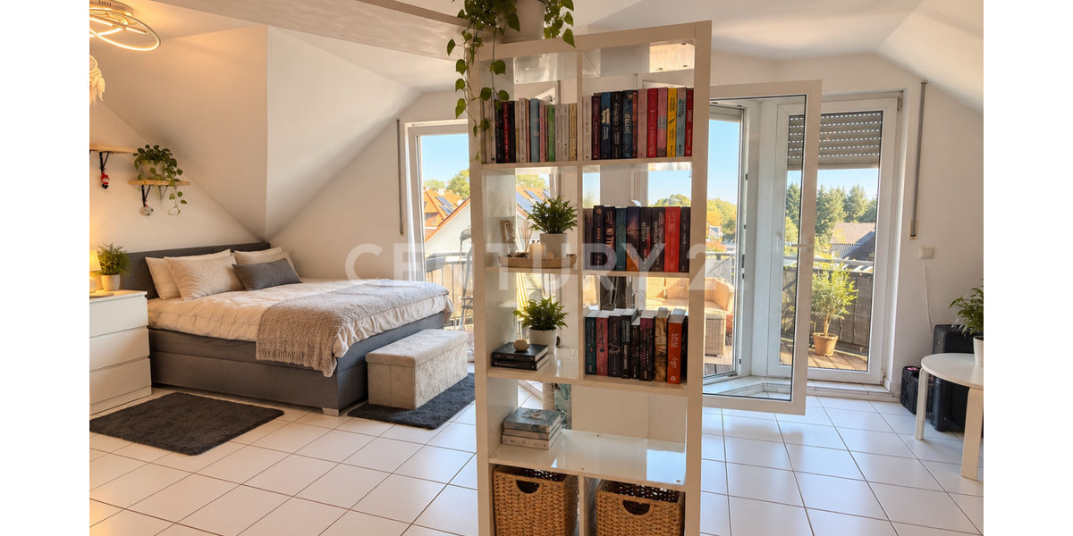Lichtdurchflutete Dachgeschosswohnung mit großem Balkon in ruhiger Lage - Dachgeschoßwohnung Wetter | Angebot:27736010