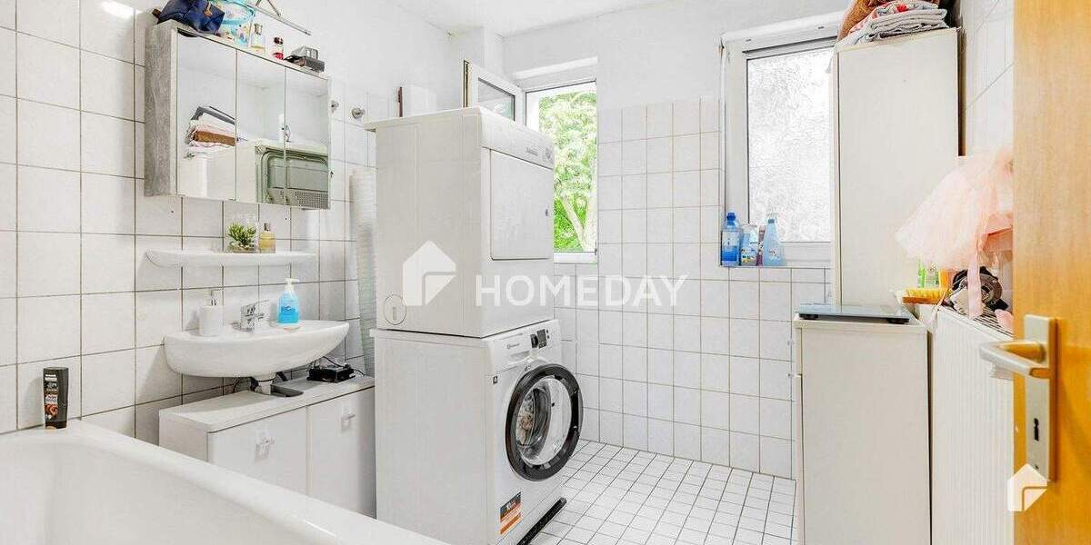 Etagenwohnung Bottrop Welheim - 9 Zimmer, 145 m&sup2;, 195.000&euro; | Angebot:25684218