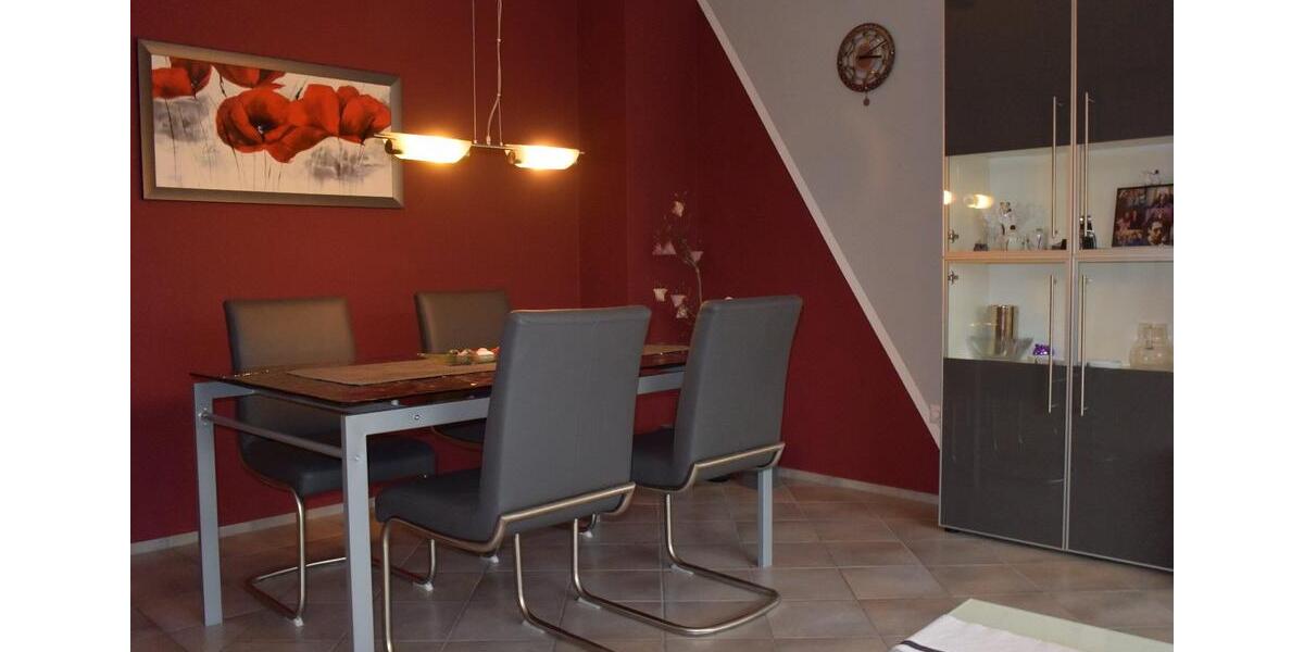 Erdgeschoßwohnung Lünen - 3 Zimmer, 86 m&sup2;, 860&euro; | Angebot:25959324