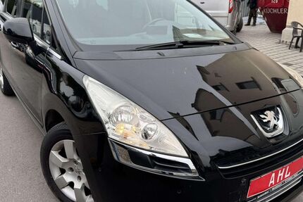 Peugeot 5008 141.000 km 4.699 &euro; Dortmund 44388