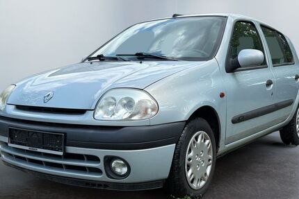 Renault Clio 58.000 km 2.790 &euro; Dortmund 44149