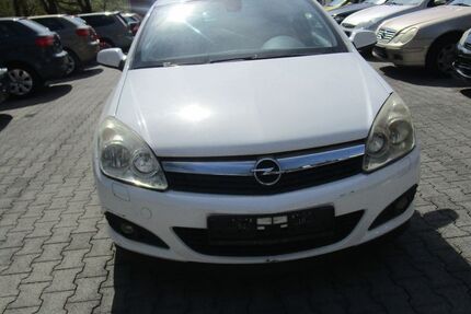 Opel Astra 167.000 km 2.499 &euro; Oberhausen 46117