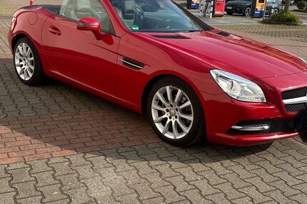 Mercedes-Benz SLK 200 107.927 km 15.700 &euro; Recklinghausen 45657