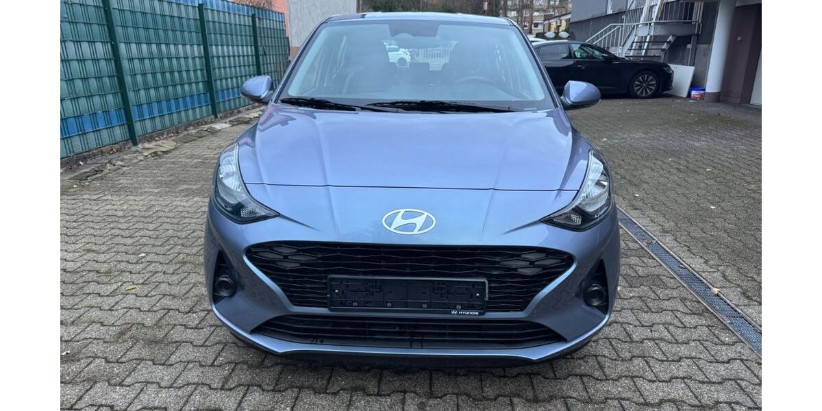 Hyundai i10 11.000 km 16.999 &euro; Gelsenkirchen 45879