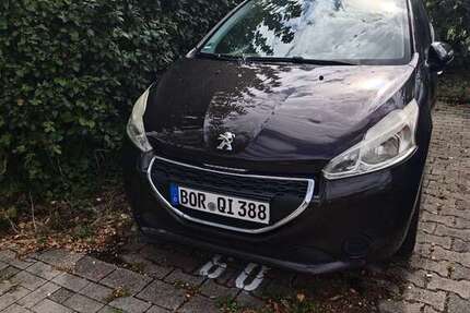 Peugeot 208 159.580 km 3.300 &euro; Lünen 44532