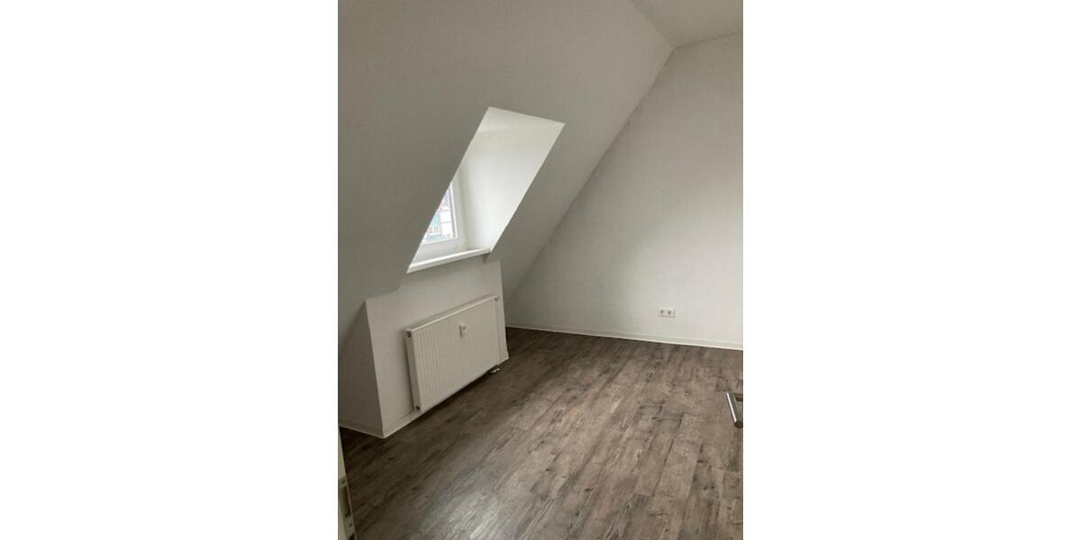 Dachgeschoßwohnung Dortmund Innenstadt Nord - 2.5 Zimmer, 63 m&sup2;, 580&euro; | Angebot:25904859