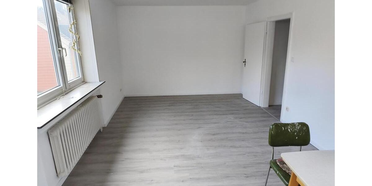 Etagenwohnung Oberhausen Osterfeld - 2 Zimmer, 67 m&sup2;, 560&euro; | Angebot:26644022