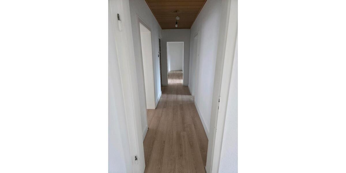 Etagenwohnung Oberhausen Alt-Oberhausen - 4 Zimmer, 106 m&sup2;, 812&euro; | Angebot:26650120