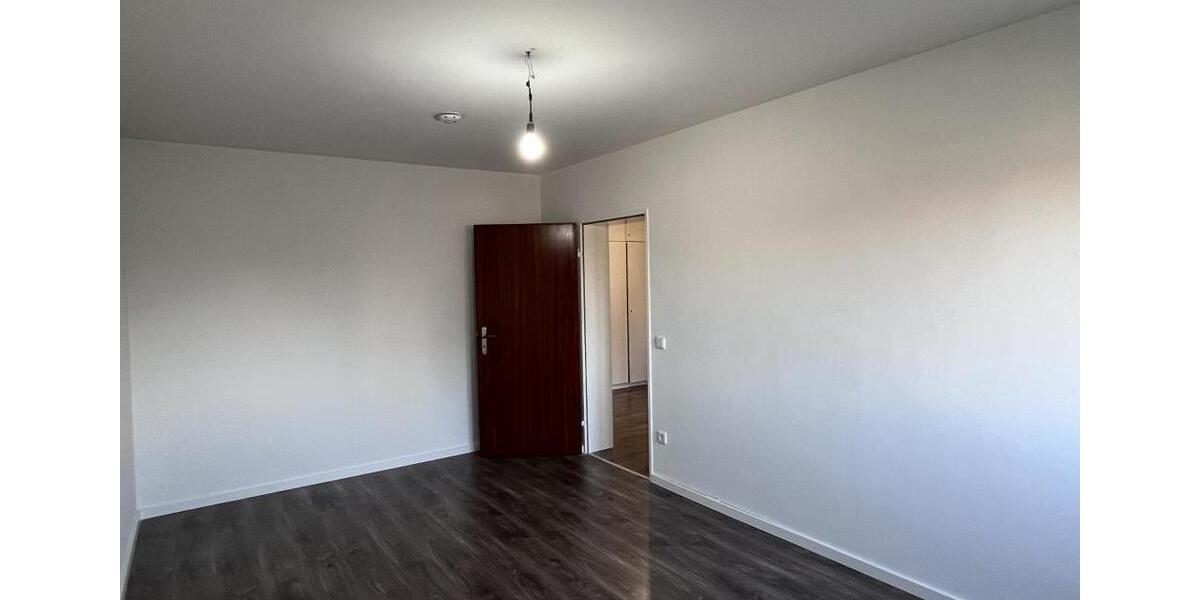 Etagenwohnung Essen Stadtbezirk IV - 2 Zimmer, 73 m&sup2;, 529&euro; | Angebot:25262685