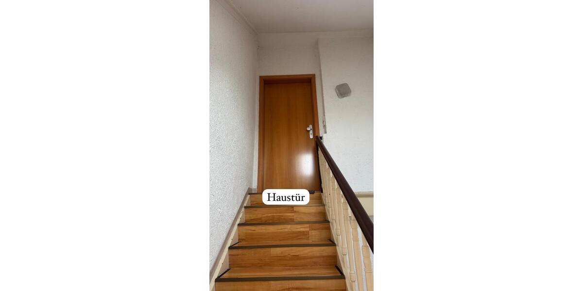 Dachgeschoßwohnung Herne Wanne - 2 Zimmer, 65 m&sup2;, 600&euro; | Angebot:26044667