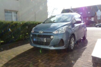 Hyundai i10 25.000 km 8.400 &euro; Waltrop 45731