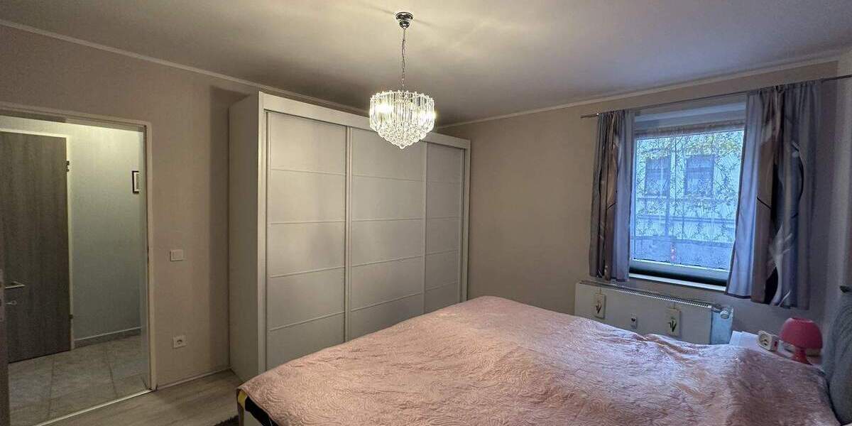 Etagenwohnung Essen Altenessen-Süd - 3 Zimmer, 88 m&sup2;, 140.000&euro; | Angebot:25686502