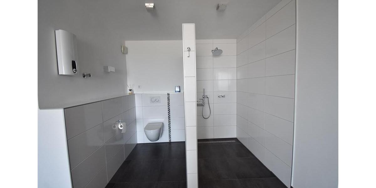 Etagenwohnung Essen Stadtbezirk VI - 4 Zimmer, 145 m&sup2;, 1.450&euro; | Angebot:22040281