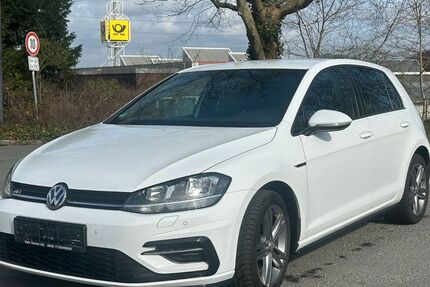 VW Golf 157.000 km 11.350 &euro; Essen 45277