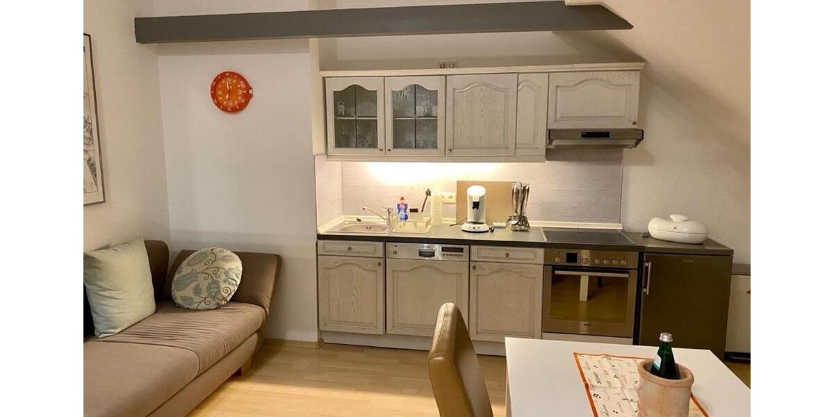 Dachgeschoßwohnung Bochum - 1 Zimmer, 46 m&sup2;, 850&euro; | Angebot:26051015