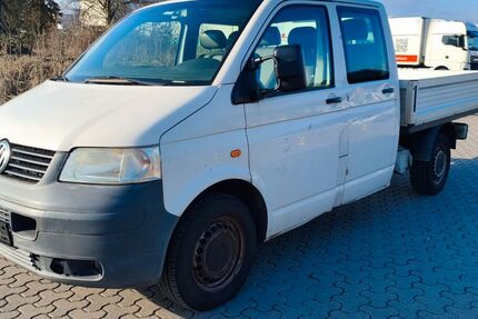 VW T5 andere 138.000 km 2.999 &euro; Essen 45279