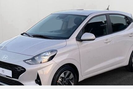 Hyundai i10 10.000 km 16.390 &euro; Haltern am See 45721